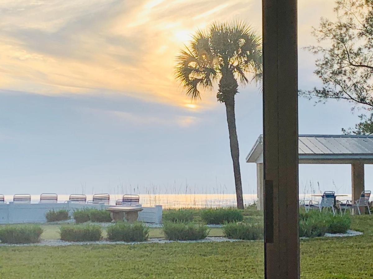 Turtle Crawl Inn - Longboat Key Bagian luar foto
