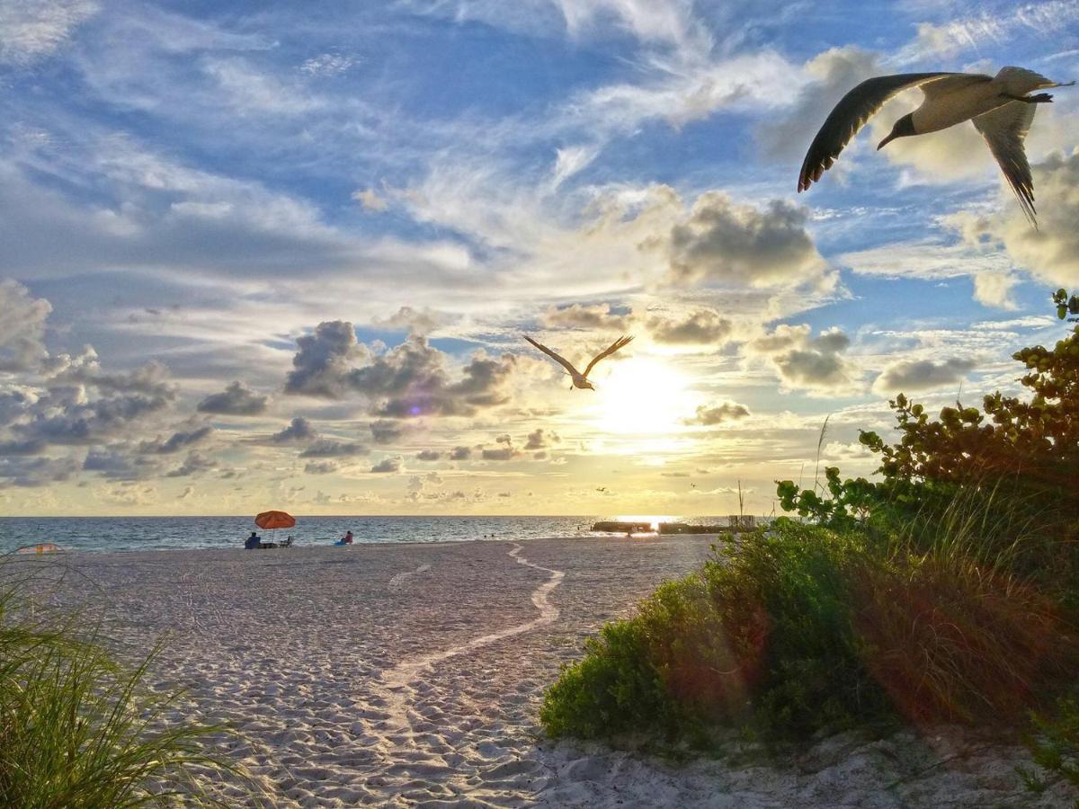 Turtle Crawl Inn - Longboat Key Bagian luar foto